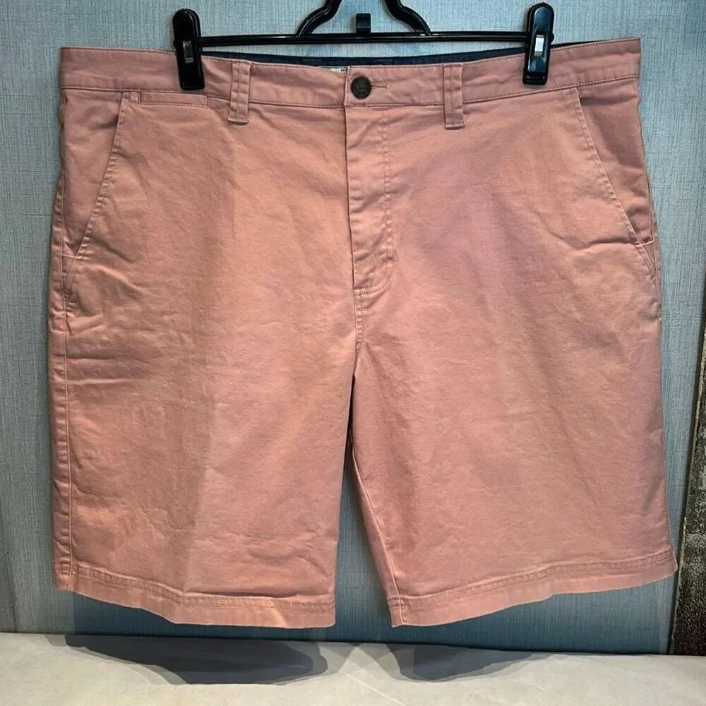 Flag & Anthem Mens Shorts Sz 40 Casual Flat Front Button Salmon Pink